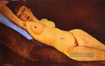  akt - Akt mit blauen Kissen 1917 Amedeo Modigliani liegend